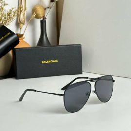 Picture of Balenciga Sunglasses _SKUfw54044927fw